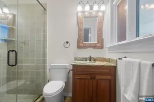 31-33 Hamilton Ave, Weehawken, NJ 07086 - Photo 30