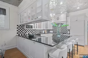 31-33 Hamilton Ave, Weehawken, NJ 07086 - Photo 10