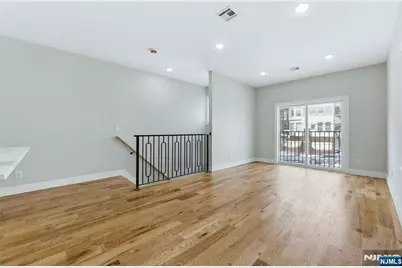 44 Milford Avenue, Newark, NJ 07108 - Photo 6