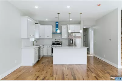 44 Milford Avenue, Newark, NJ 07108 - Photo 26