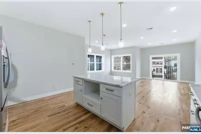 44 Milford Avenue, Newark, NJ 07108 - Photo 32