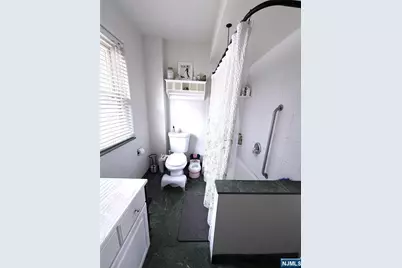 32 Martin Terrace, Hackensack, NJ 07601 - Photo 16