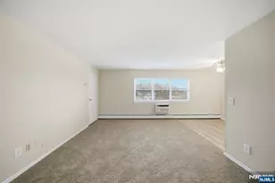 1 Dahnert Park Ln 6, Garfield, NJ 07026 - Photo 6