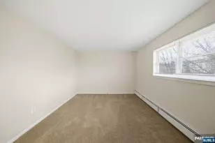 1 Dahnert Park Ln 6, Garfield, NJ 07026 - Photo 12