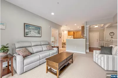 9116 Warrens Way, Wanaque, NJ 07465 - Photo 8