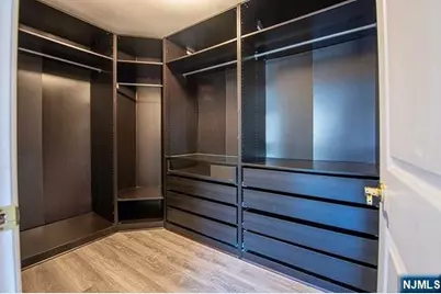 1705 Whitney Lane, Allendale, NJ 07401 - Photo 14