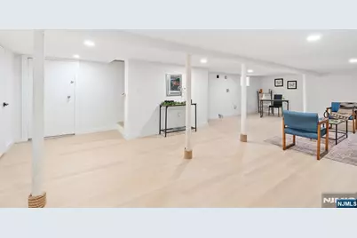 290 Queen Anne Road, Teaneck Township, NJ 07666 - Photo 22