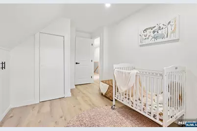 290 Queen Anne Road, Teaneck Township, NJ 07666 - Photo 20