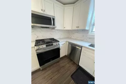 256 Coolidge Avenue B #B, Fort Lee, NJ 07024 - Photo 8