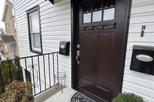 256 Coolidge Ave B, Fort Lee, NJ 07024 - Photo 4