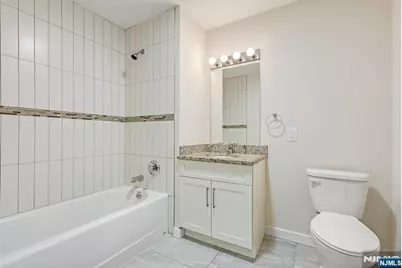 424 Whiton Street 402 #402, Jersey City, NJ 07304 - Photo 14