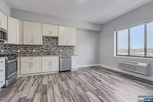 424 Whiton Street 402, Jersey City, NJ 07304 - Photo 12