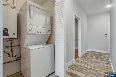 424 Whiton Street 402 #402, Jersey City, NJ 07304 - Photo 16