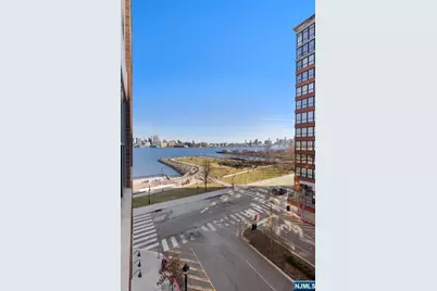 1125 Maxwell Lane 402 #402, Hoboken, NJ 07030 - Photo 28