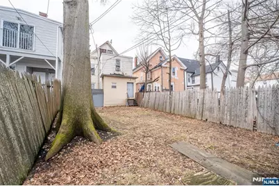 108 Hollywood Avenue, East Orange, NJ 07018 - Photo 32
