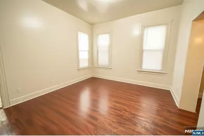 108 Hollywood Avenue, East Orange, NJ 07018 - Photo 4