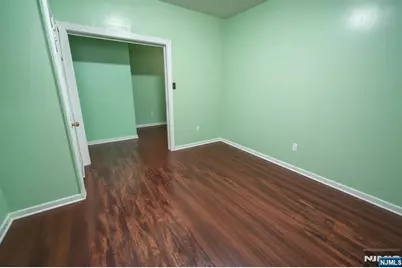 108 Hollywood Avenue, East Orange, NJ 07018 - Photo 12