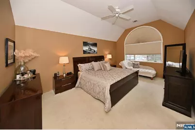 15 Drake Drive G2 #G2, Hillsdale, NJ 07642 - Photo 18