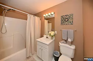 15 Drake Dr G2, Hillsdale, NJ 07642 - Photo 28