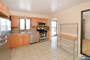 79 Grand Blvd, Emerson, NJ 07630 - Photo 10