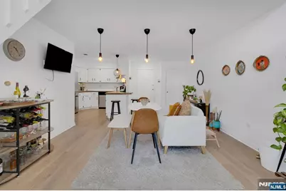 199 Union Avenue 2F #2F, Rutherford, NJ 07070 - Photo 4