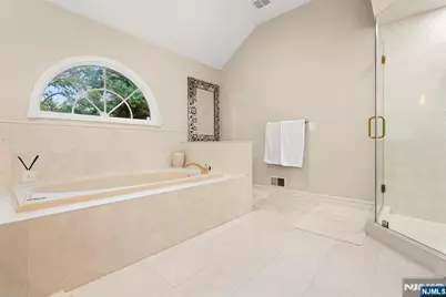 9 Woodland Court, Wayne, NJ 07470 - Photo 16