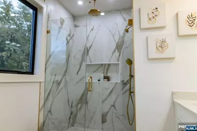 401 A Grand Avenue A #A, Leonia, NJ 07605 - Photo 32