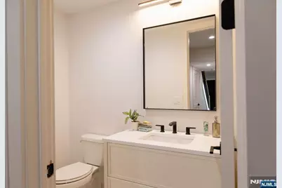 401 A Grand Avenue A #A, Leonia, NJ 07605 - Photo 6