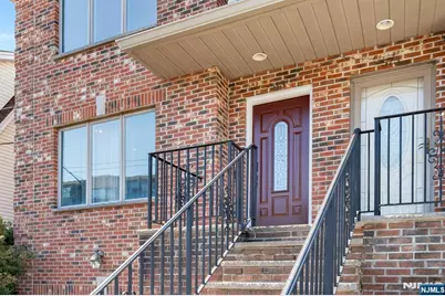 573 Kearney Avenue C0573 #C0573, Cliffside Park, NJ 07010 - Photo 2