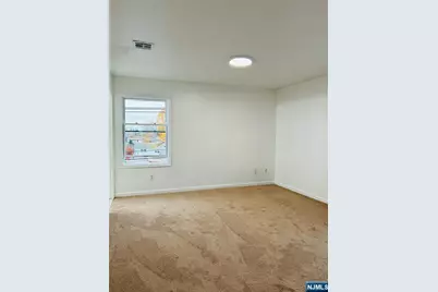 360 Broad Street, Carlstadt, NJ 07072 - Photo 12