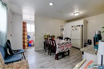 23 Hawkins Street, Newark, NJ 07105 - Photo 4