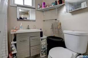 23 Hawkins St, Newark, NJ 07105 - Photo 6