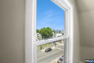 31 Claremont Ave, Jersey City, NJ 07305 - Photo 32