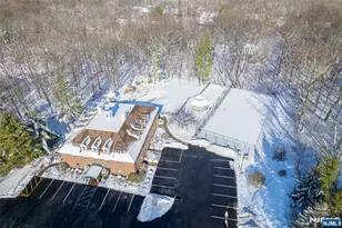 6411 Richmond Rd, West Milford, NJ 07480 - Photo 32