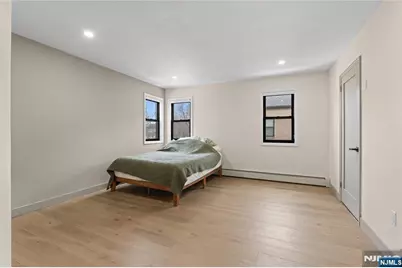 2477 6th Street Flr 2 #Flr 2, Fort Lee, NJ 07024 - Photo 10