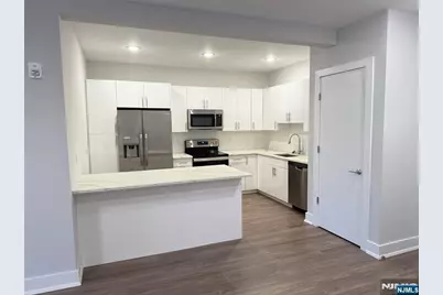 1685 Bergen Boulevard 715 #715, Fort Lee, NJ 07024 - Photo 4