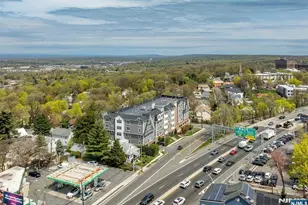 1685 Bergen Blvd 715, Fort Lee, NJ 07024 - Photo 2