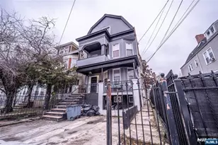 924 Grove St, Irvington, NJ 07111 - Photo 4