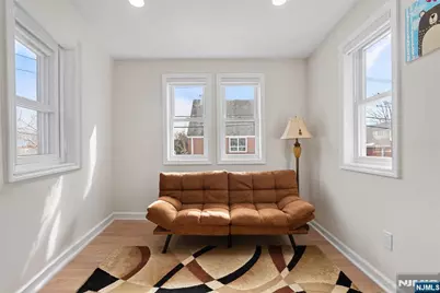 266 Elm Avenue, Teaneck Township, NJ 07666 - Photo 8