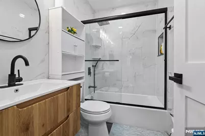 266 Elm Avenue, Teaneck Township, NJ 07666 - Photo 22