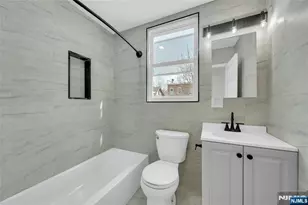 811 Montgomery Street 201, Jersey City, NJ 07306 - Photo 14