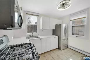 811 Montgomery Street 201, Jersey City, NJ 07306 - Photo 8