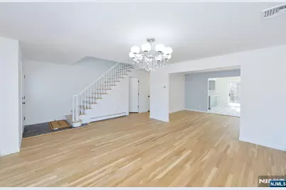 472 Central Boulevard, Fort Lee, NJ 07024 - Photo 2
