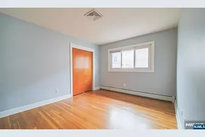 2385 Linwood Avenue, Fort Lee, NJ 07024 - Photo 26