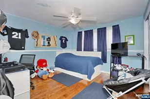 16 Sandburg Ct, Mahwah, NJ 07430 - Photo 28