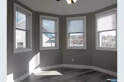 20 Goffle Road, Midland Park, NJ 07432 - Photo 8