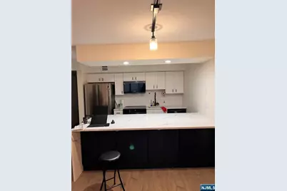 1265 15th Street 15B #15B, Fort Lee, NJ 07024 - Photo 6