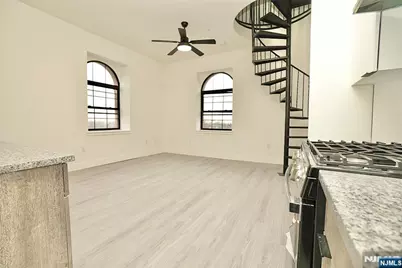 536-540 Central Avenue 403 #403, Newark, NJ 07107 - Photo 8