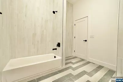 536-540 Central Avenue 403 #403, Newark, NJ 07107 - Photo 16