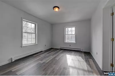 74 Camp Lane, Fairfield, NJ 07004 - Photo 18